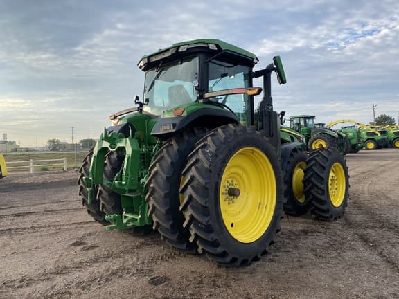 Image of John Deere 8R 340 equipment image 3