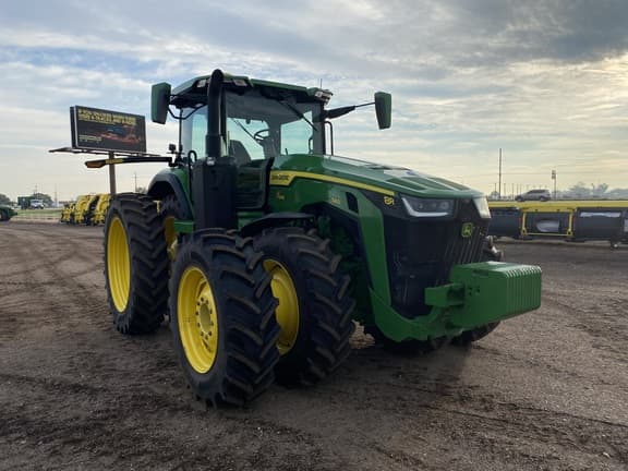 Image of John Deere 8R 340 equipment image 2