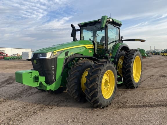 Image of John Deere 8R 340 Primary image