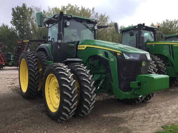 Image of John Deere 8R 340 equipment image 3