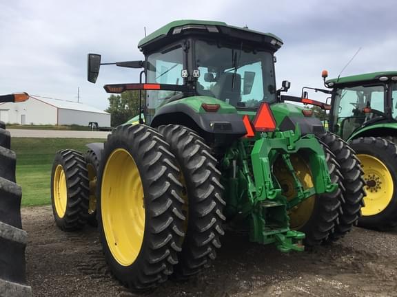 Image of John Deere 8R 340 equipment image 1
