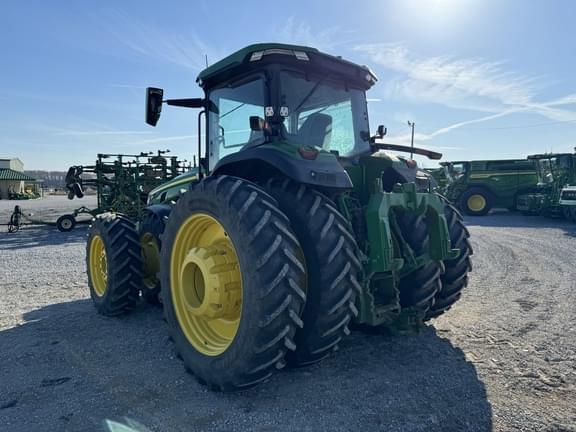 Image of John Deere 8R 340 equipment image 4