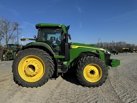 Image of John Deere 8R 340 equipment image 2