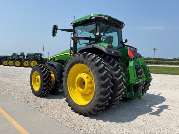 Image of John Deere 8R 340 equipment image 2