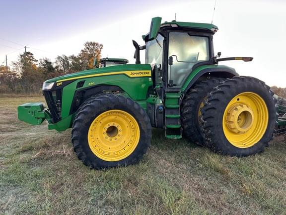 Image of John Deere 8R 340 equipment image 2