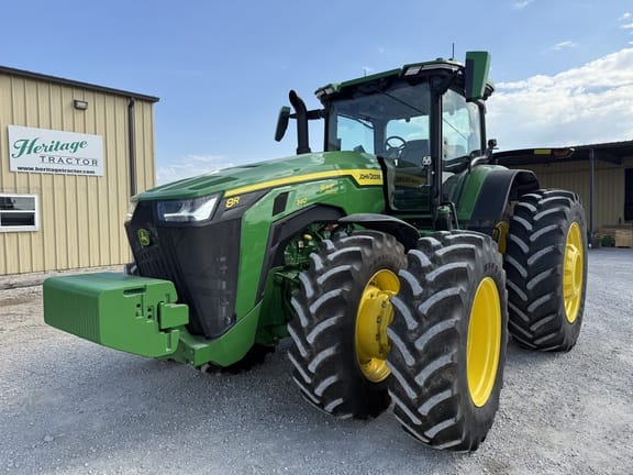 2024 John Deere 8R 340 Equipment Image0