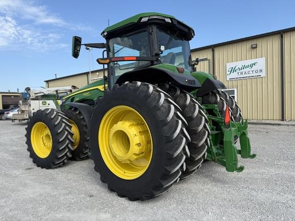Image of John Deere 8R 340 equipment image 4