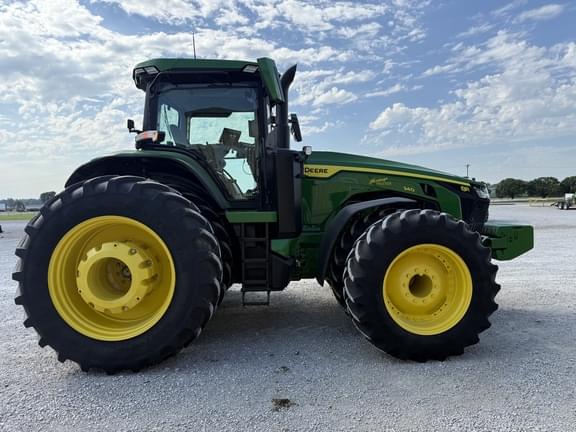 Image of John Deere 8R 340 equipment image 3