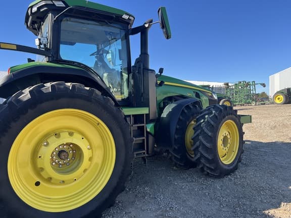 Image of John Deere 8R 340 equipment image 3