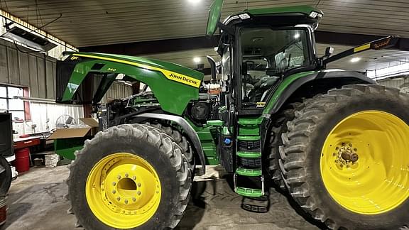 Image of John Deere 8R 340 Primary image