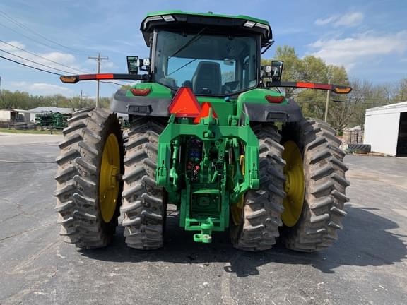 Image of John Deere 8R 340 equipment image 3