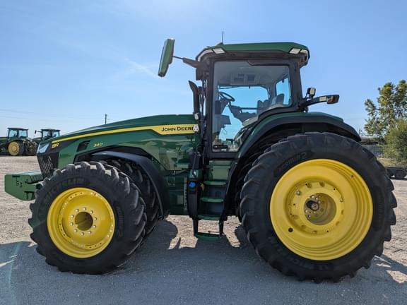 Image of John Deere 8R 340 equipment image 4