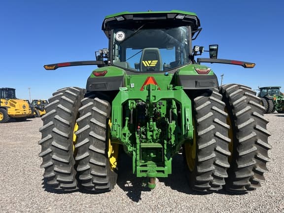 Image of John Deere 8R 340 equipment image 3