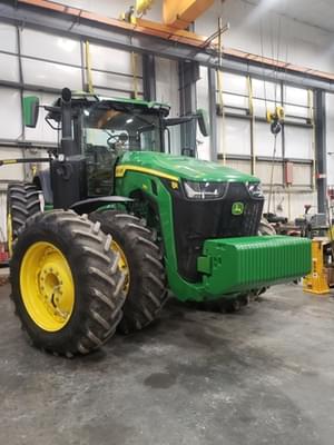 2024 John Deere 8R 340 Image