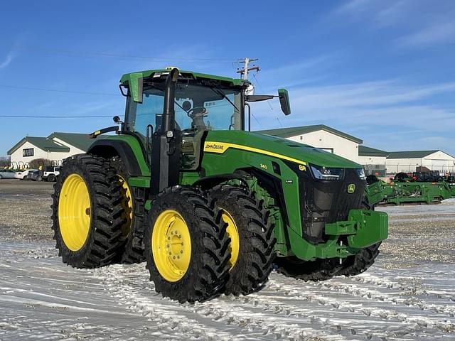 Image of John Deere 8R 340 equipment image 4