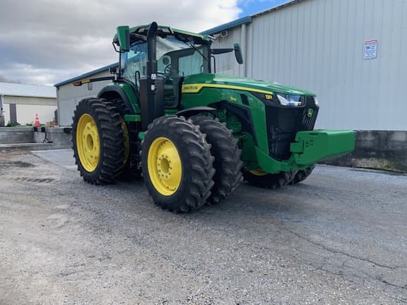 Image of John Deere 8R 340 equipment image 2