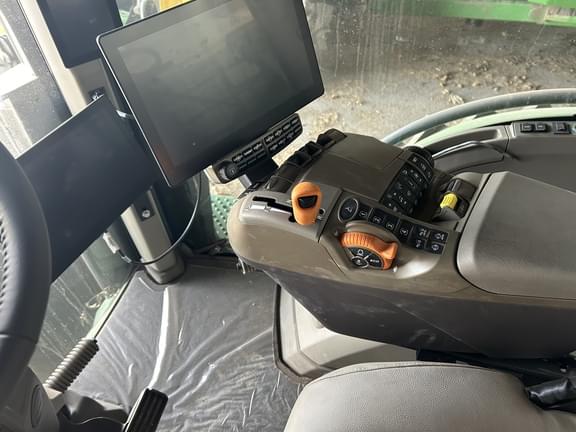 Image of John Deere 8R 340 equipment image 1