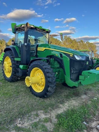 Image of John Deere 8R 340 equipment image 1