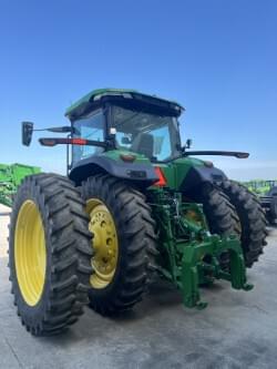 Image of John Deere 8R 340 equipment image 3
