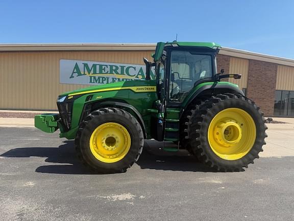 Image of John Deere 8R 340 equipment image 4