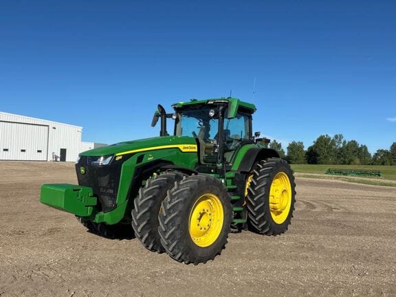 2024 John Deere 8R 340 Equipment Image0