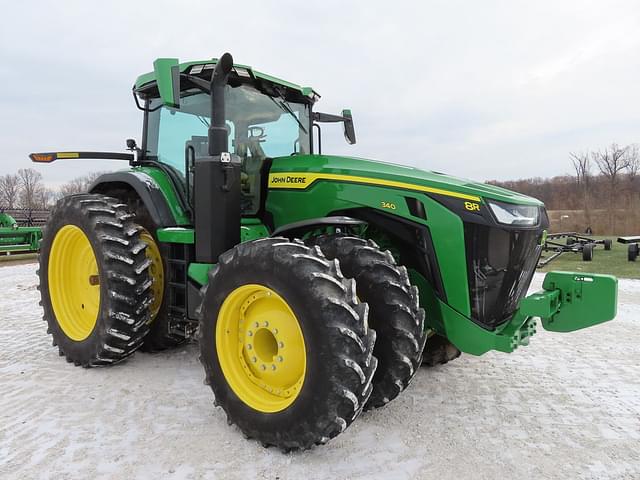 Image of John Deere 8R 340 equipment image 2