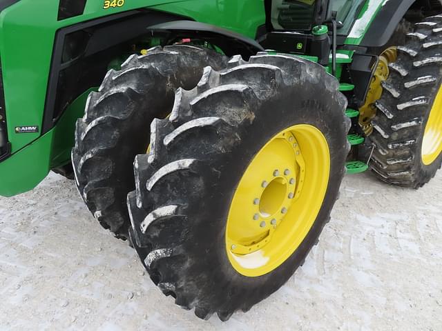 Image of John Deere 8R 340 equipment image 3