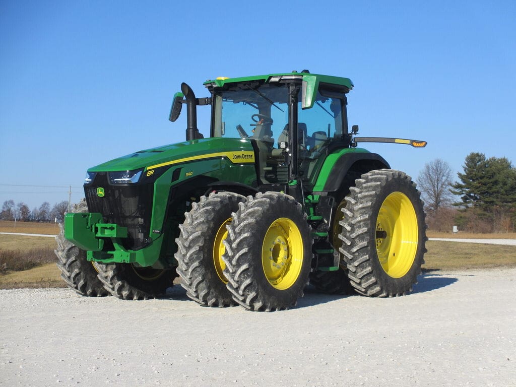 2024 John Deere 8R 340 Equipment Image0