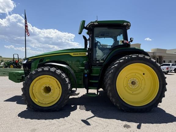 Image of John Deere 8R 340 equipment image 1