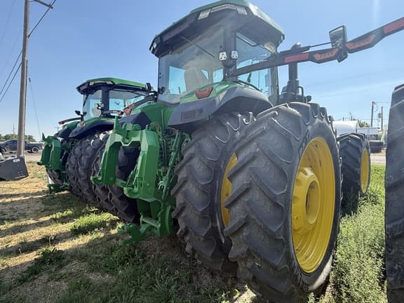 Image of John Deere 8R 340 equipment image 4