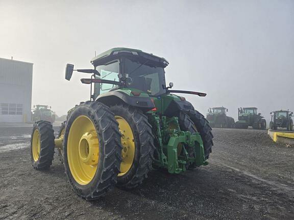 Image of John Deere 8R 340 equipment image 2