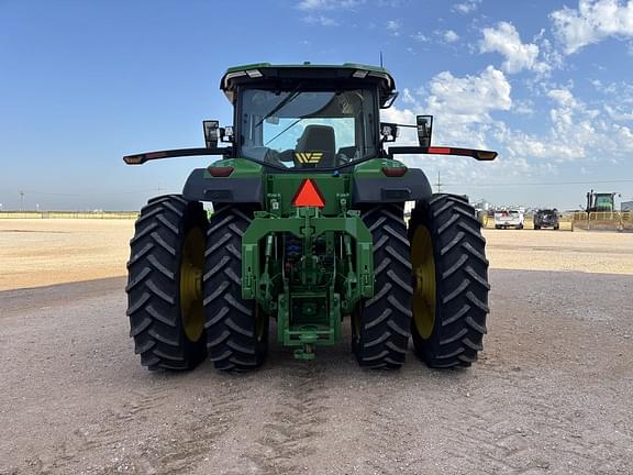 Image of John Deere 8R 340 equipment image 3