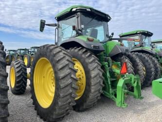 Image of John Deere 8R 340 equipment image 3