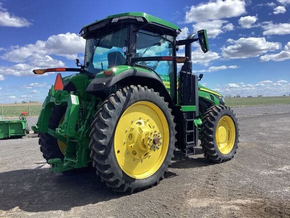 Image of John Deere 8R 340 equipment image 4