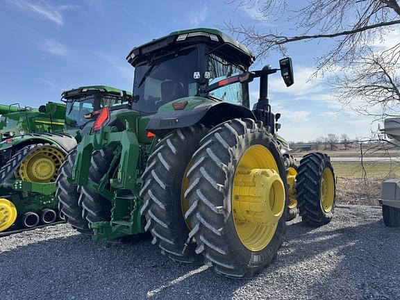 Image of John Deere 8R 340 equipment image 3