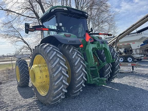 Image of John Deere 8R 340 equipment image 2