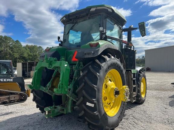 Image of John Deere 8R 340 equipment image 4