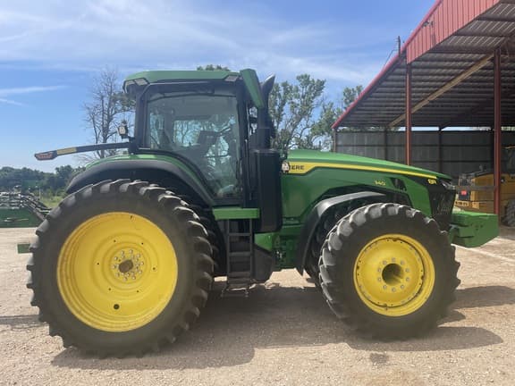 Image of John Deere 8R 340 equipment image 3