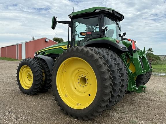 Image of John Deere 8R 340 equipment image 2