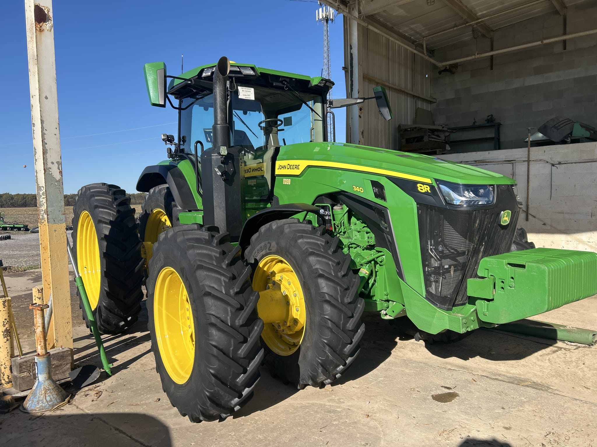 2024 John Deere 8R 340 Image
