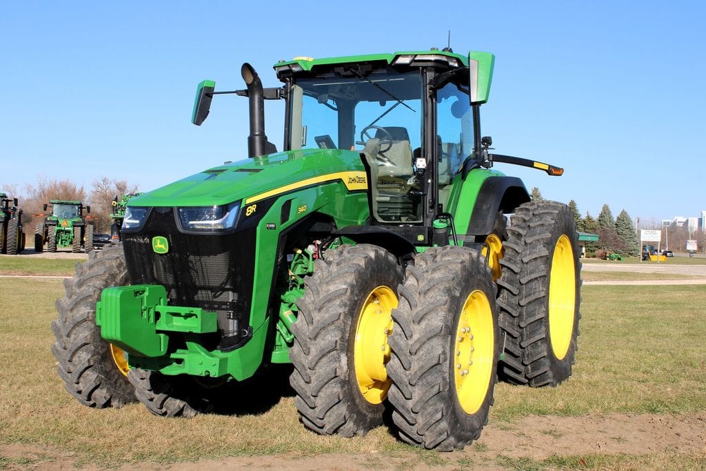 2024 John Deere 8R 340 Equipment Image0