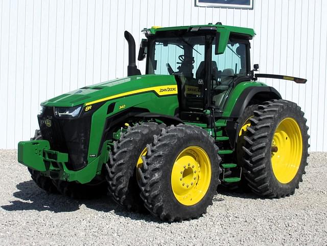 Image of John Deere 8R 340 equipment image 2