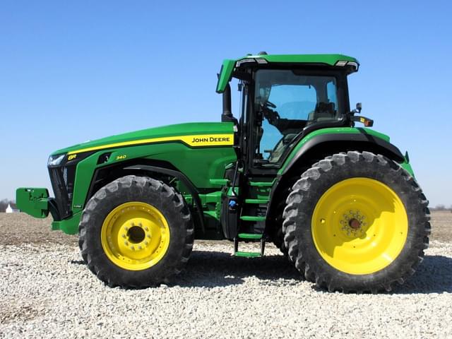 Image of John Deere 8R 340 equipment image 1