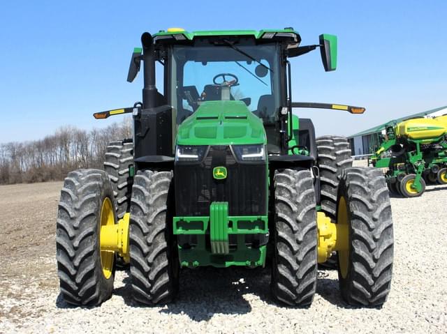 Image of John Deere 8R 340 equipment image 3
