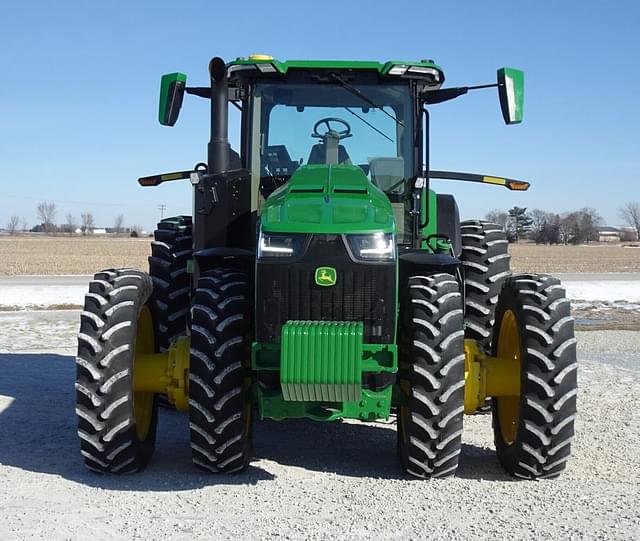 Image of John Deere 8R 340 equipment image 2