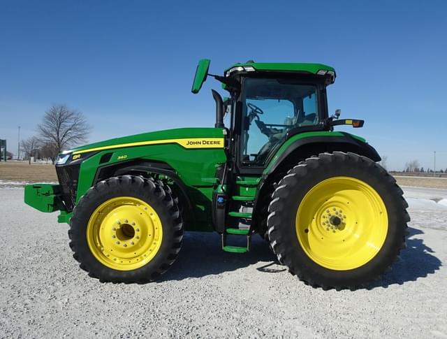 Image of John Deere 8R 340 equipment image 1