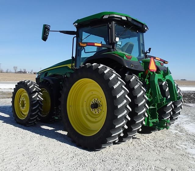 Image of John Deere 8R 340 equipment image 1