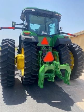 Image of John Deere 8R 340 equipment image 4