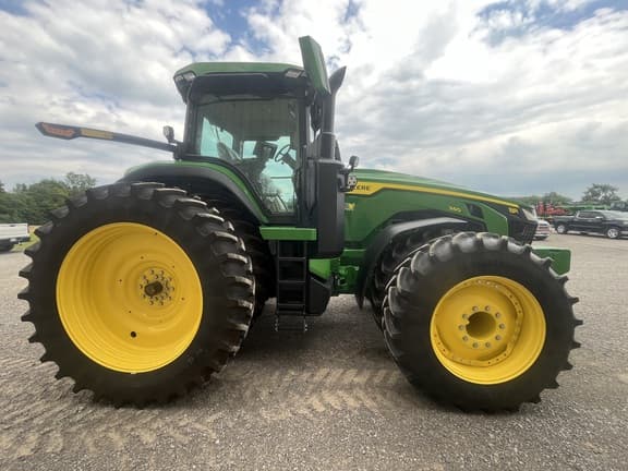 Image of John Deere 8R 340 equipment image 2