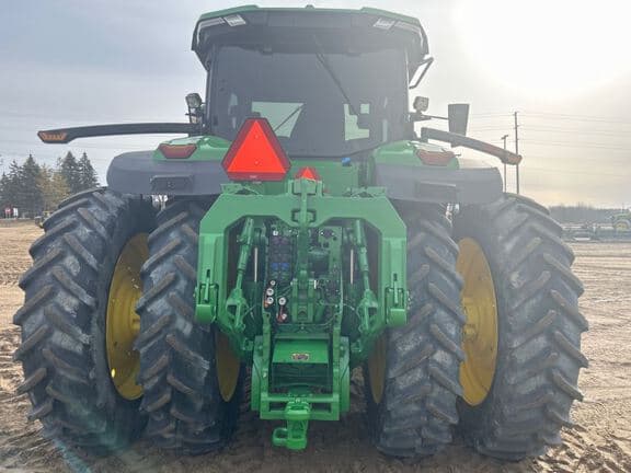 Image of John Deere 8R 340 equipment image 3